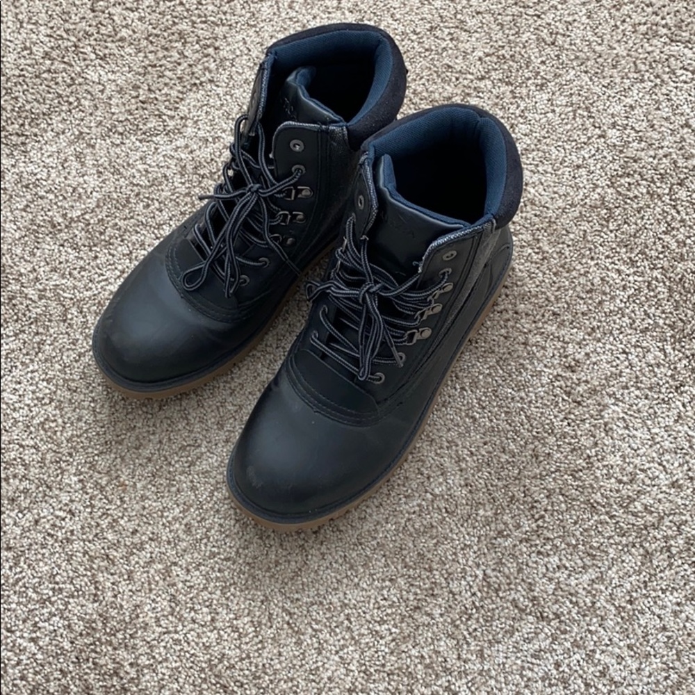 Nautica boots